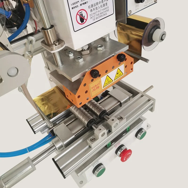 Automatic Hot Foil Stamping printing Machine Cosmetic bottles perfume jar Pens pencil Glass Bottles Round Bottle logo cap