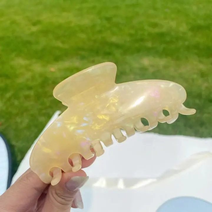 Yomo Fashion style hair claw clips cute glitter large women clips 10.5 hair claw clip transparent hair accessories jelly color