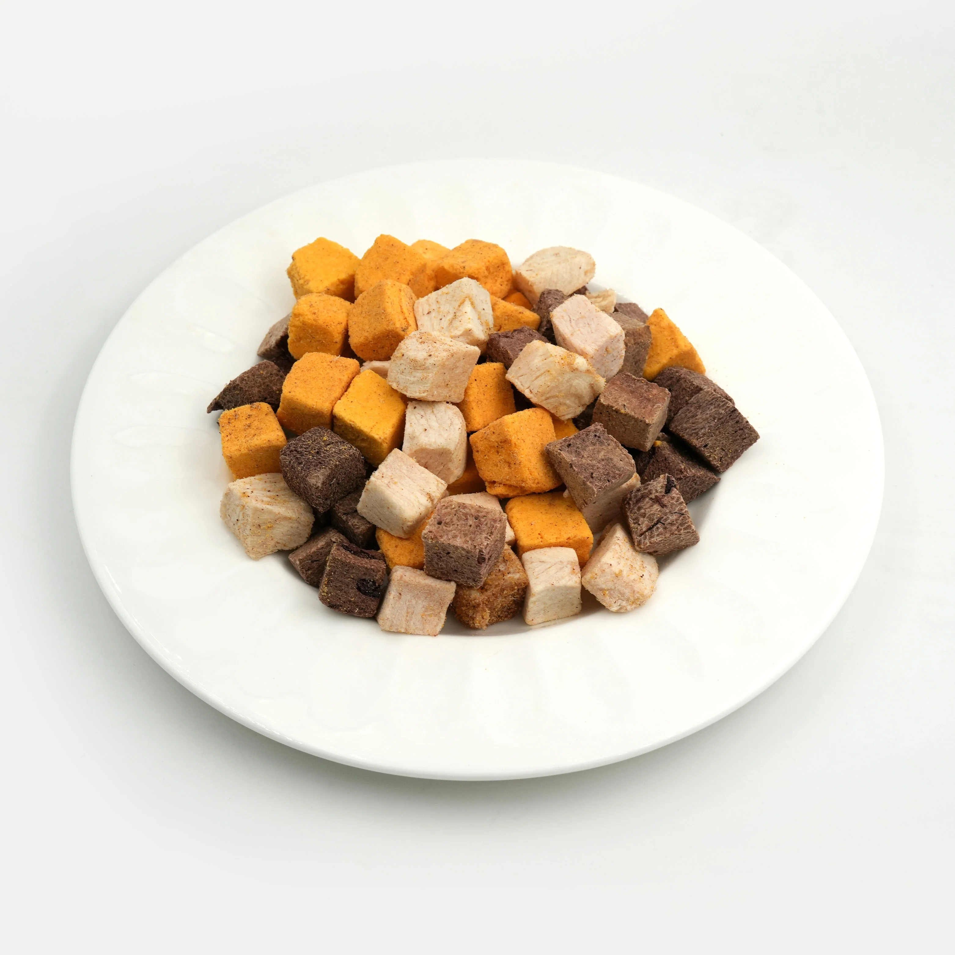 Безопасная формула легко перевариваемые чистые МЯСНЫЕ ЗАКУСКИ для домашних животных куриная грудка сублимированные гранулы собак и кошек