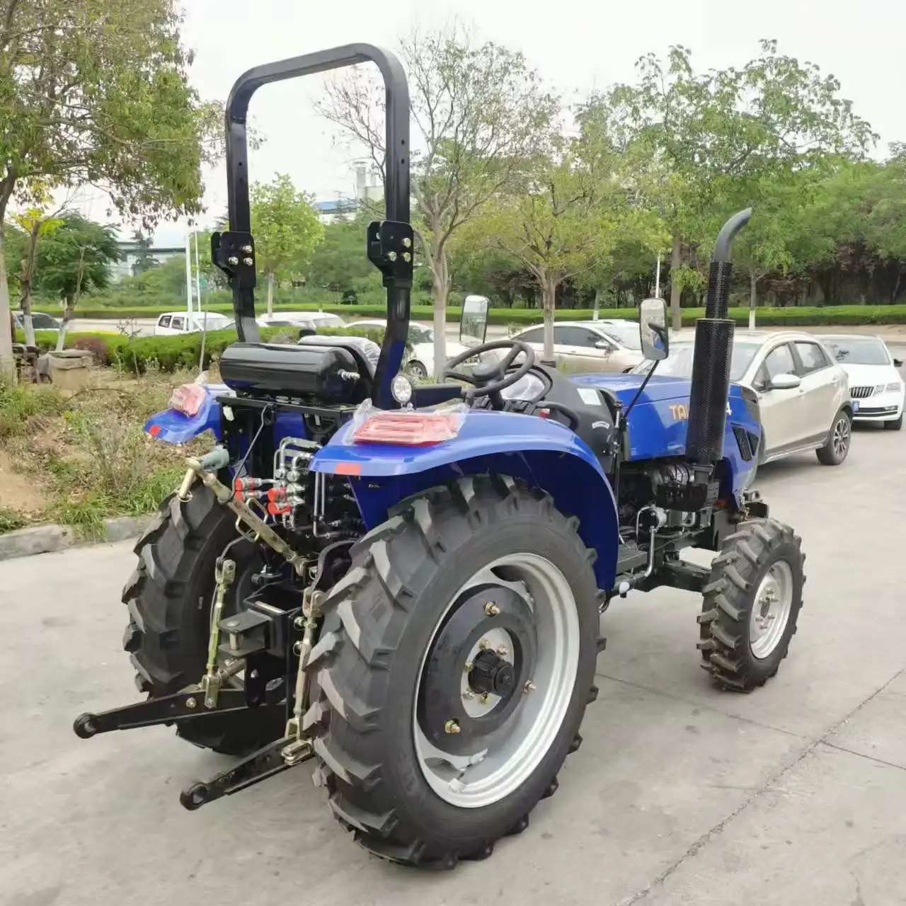 FACTORY 4WD sunshade small 35HP 30HP 40HP mini tractor front end loader Wheel compact Tractor digging bucket dumper