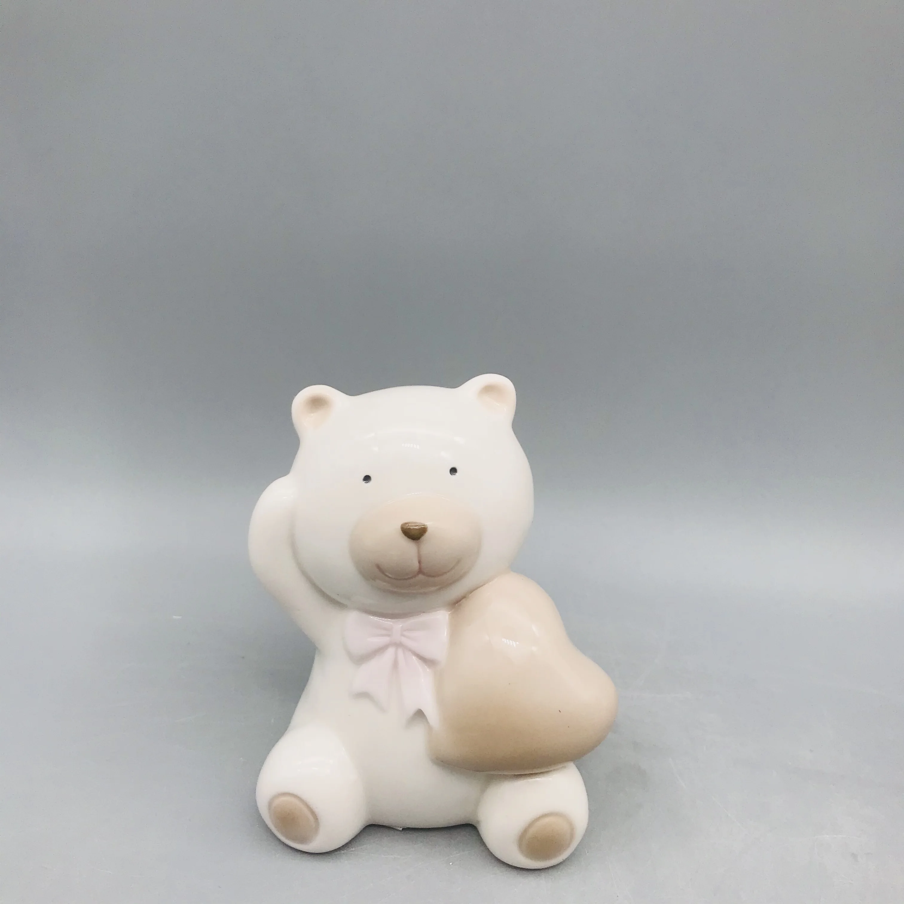 Low MOQ cute design handmade ceramic teddy bear decoration