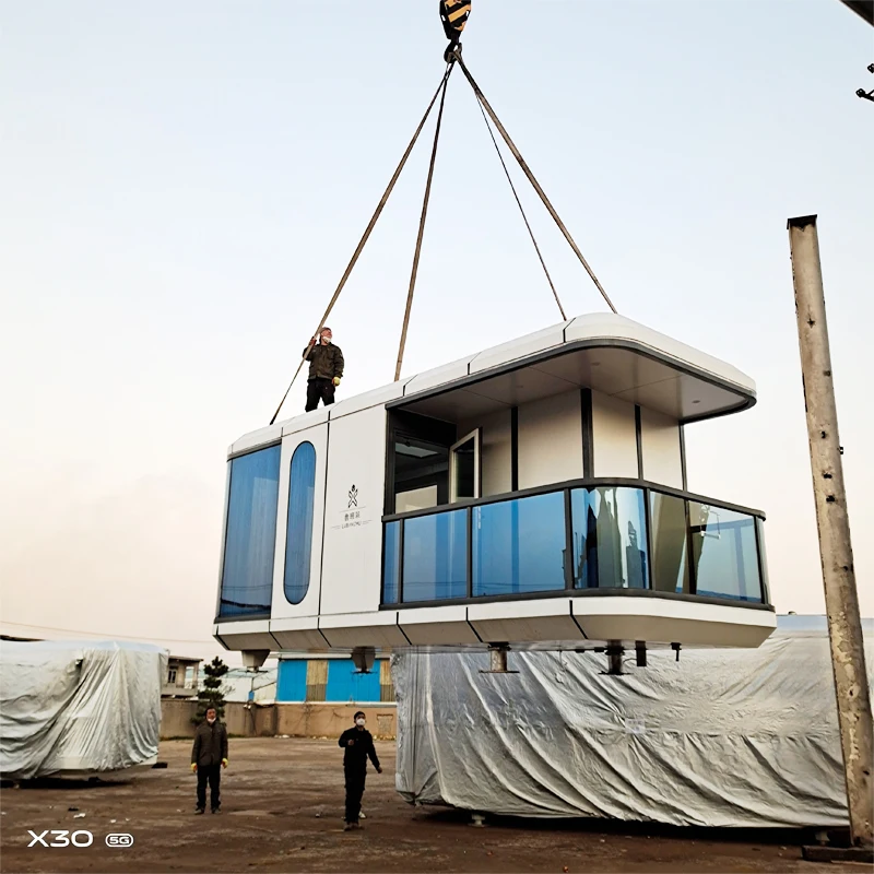 Modern Movable Camping Cabin Villa  Luxury Prefabricated Capsule House Hotel Sleeping Pod supplier