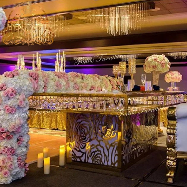 Led Light Illuminate Wholesale New Design Glass Crystal Candelabra Wedding Table