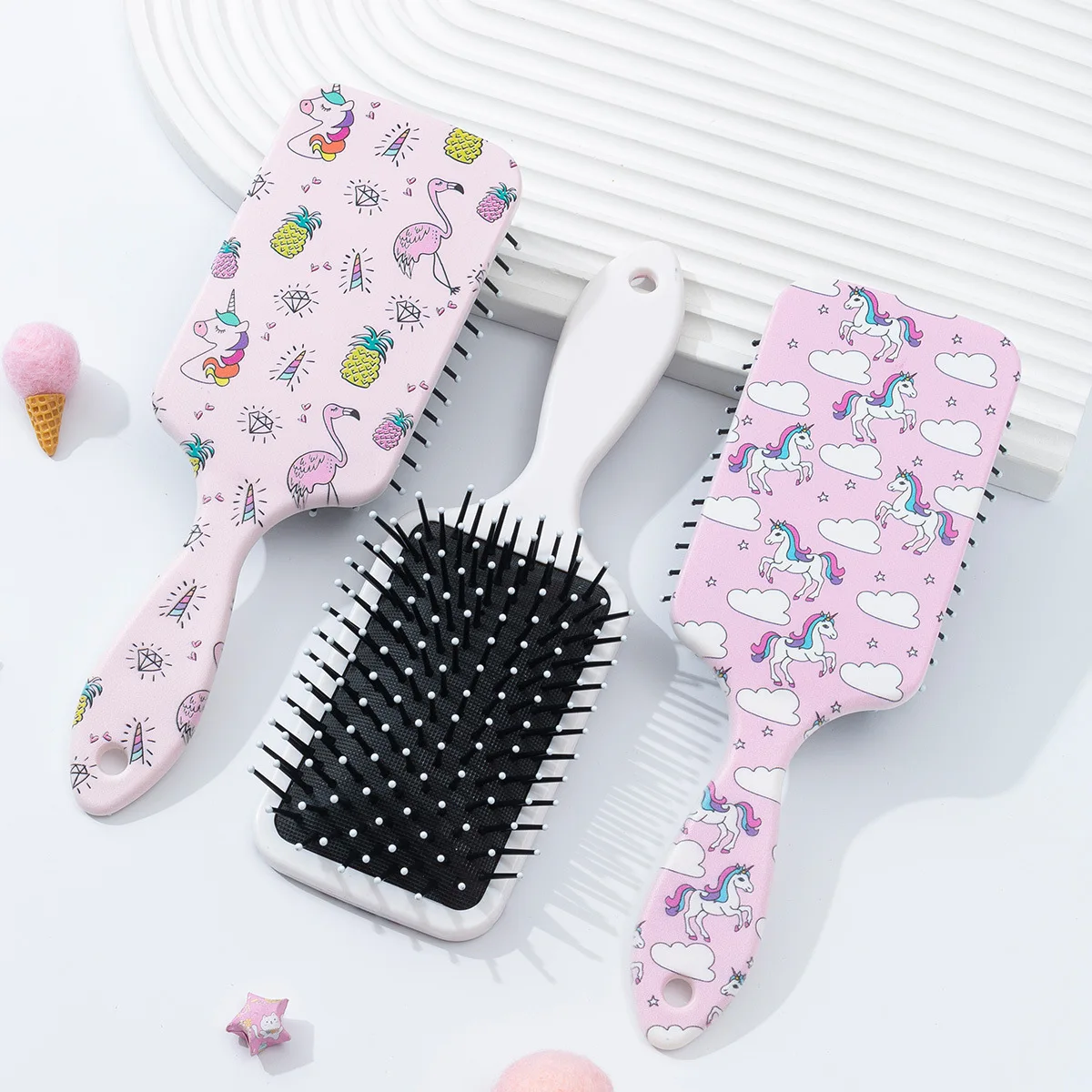 Scalp Massage Comb Anti-static Paddle Brush Hair Styling Tool Cute Women Detangle Hairbrush Curly Hair Wig Detangling Hair Brush