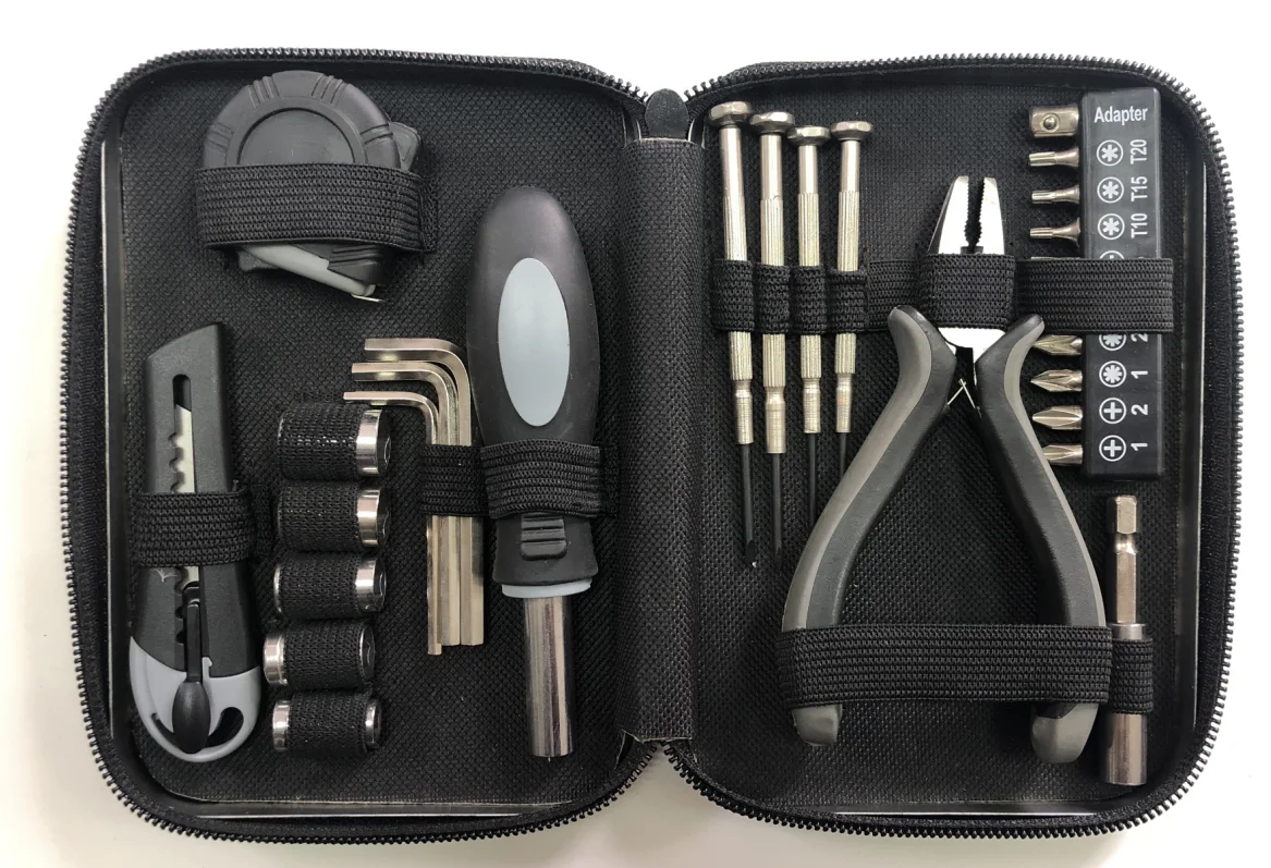 27 in 1 Home Multifunctional Repair Tool Kits Carbon Steel Tinplate Box High quality logo customization Potential gift