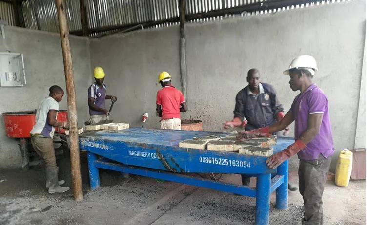 Vibration table 5.jpg