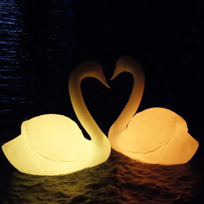 Искусственное животное, элегантная уличная Светодиодная лампа в виде лебедя для украшения двора, вечеринки, свадьбы