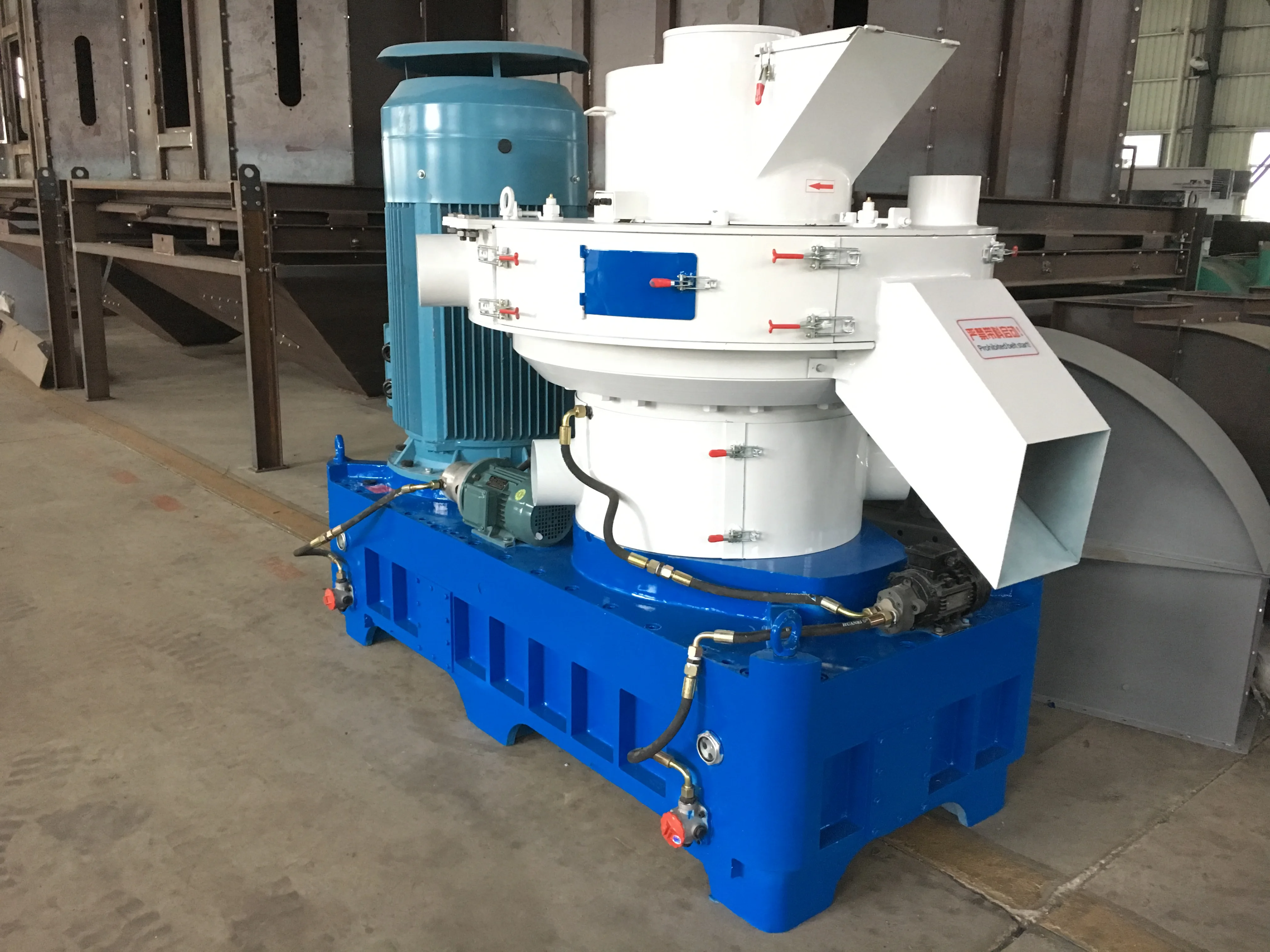 Лидер продаж, компрессионная машина для производства древесных гранул, пресс для древесных гранул