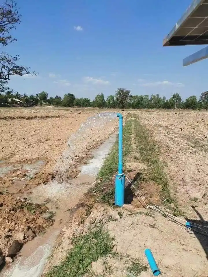 1.5HP 80M Solar Submersible Pump Water Pump MPPT Systems For Borehole