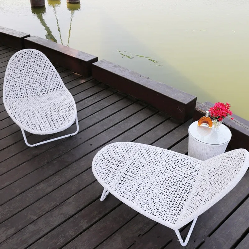 All-weather Hotel Outdoor Furniture Great Modern Design Retro Outdoor Beach Garden Set Metal Frame Sun Lounger