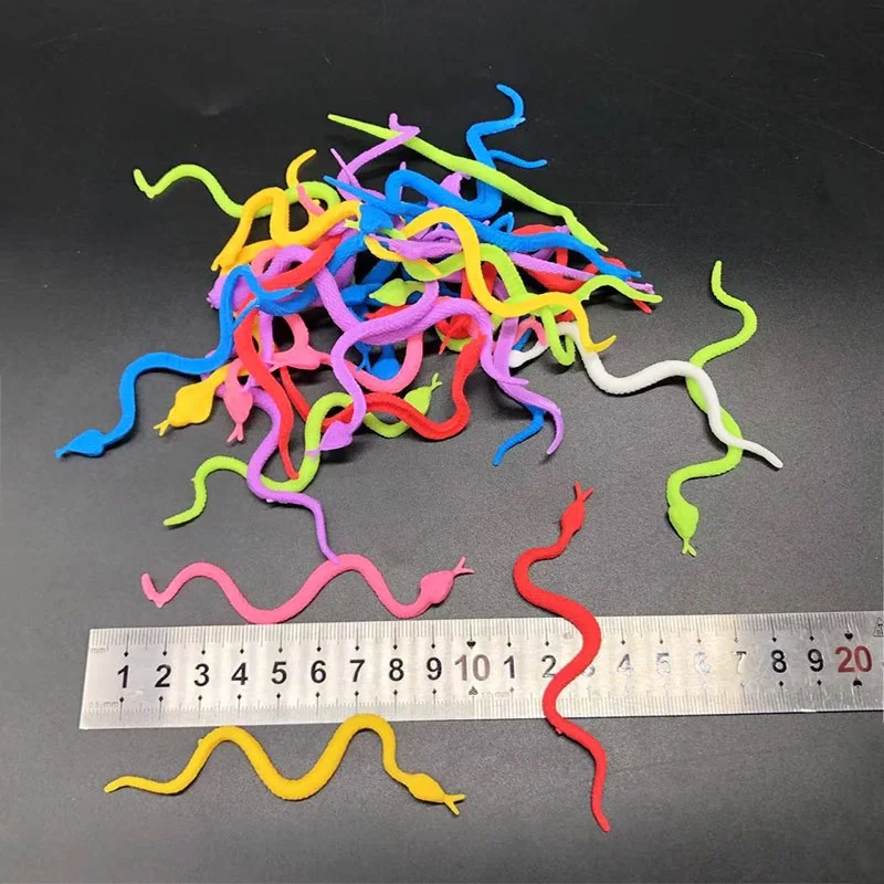 Wholesale 28mm 1 Inch Plastic Vending Capsules Mini Soft TPR Rubber Snake Stretchy Toys Snake Figure Animal For Toy Capsules