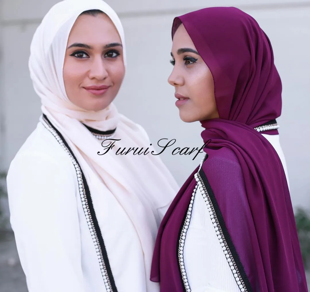 China factory wholesale hijabs silk chiffon hijab scarf with pearl beads chain muslim arabic 119 colors dupatta stole bandana