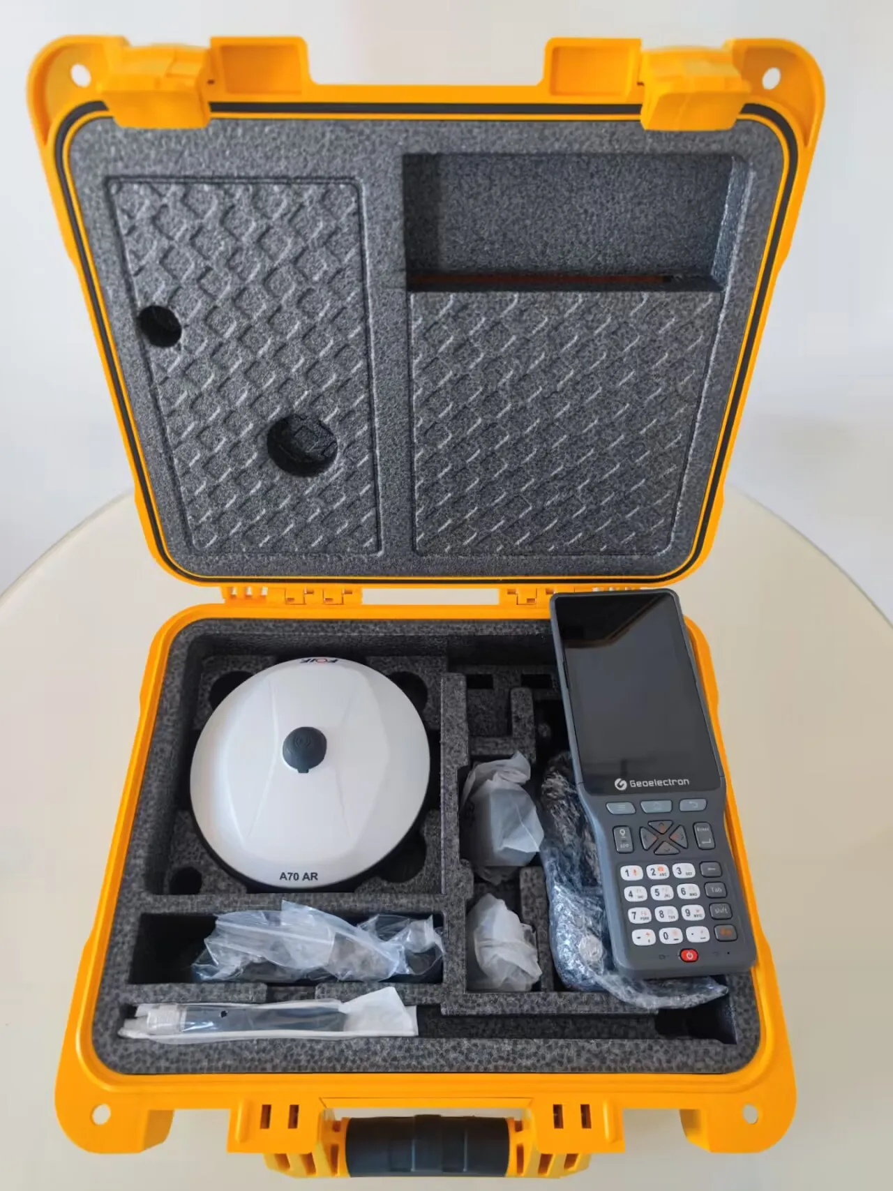 FOIF A70AR Cheap price Visual IMU-RTK GNSS A70AR GPS Receiver AR Surveying with Dual Camera