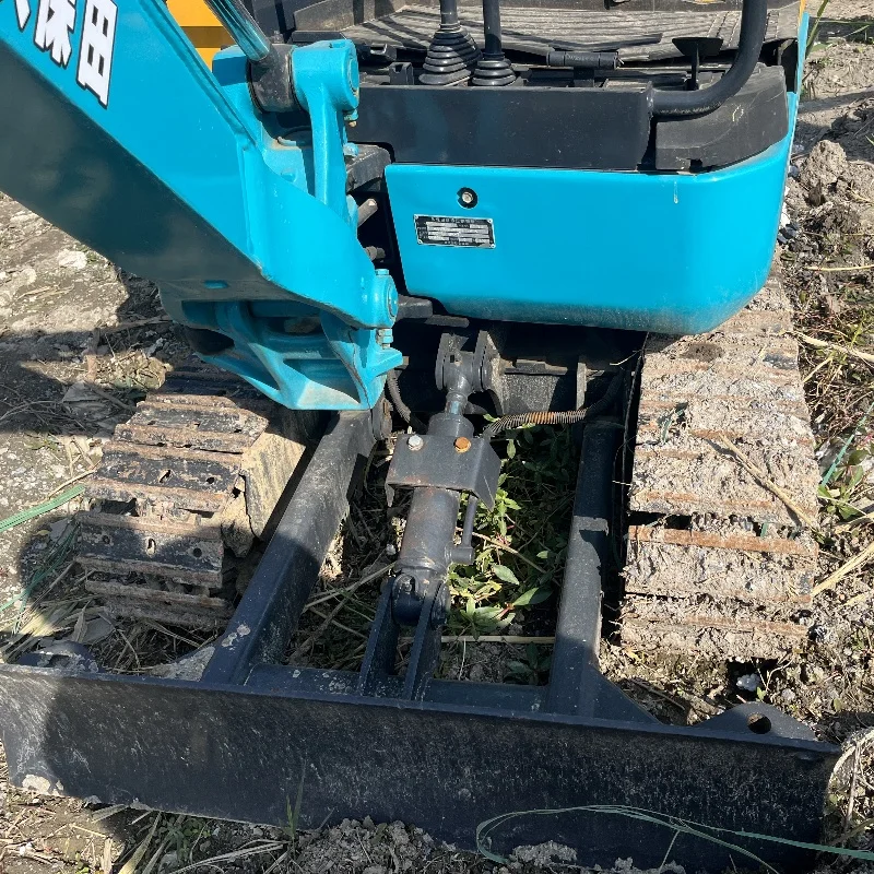 Used original Kubota U-17 mini excavator for sale 1.7-2 tonne capacity with original pump and motor core components