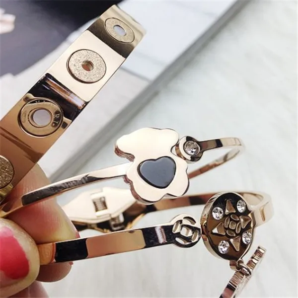 new product ideas 2024 bracelet women titanium women bracelet Wholesale fashion ladies gold stainless steel bangles for female