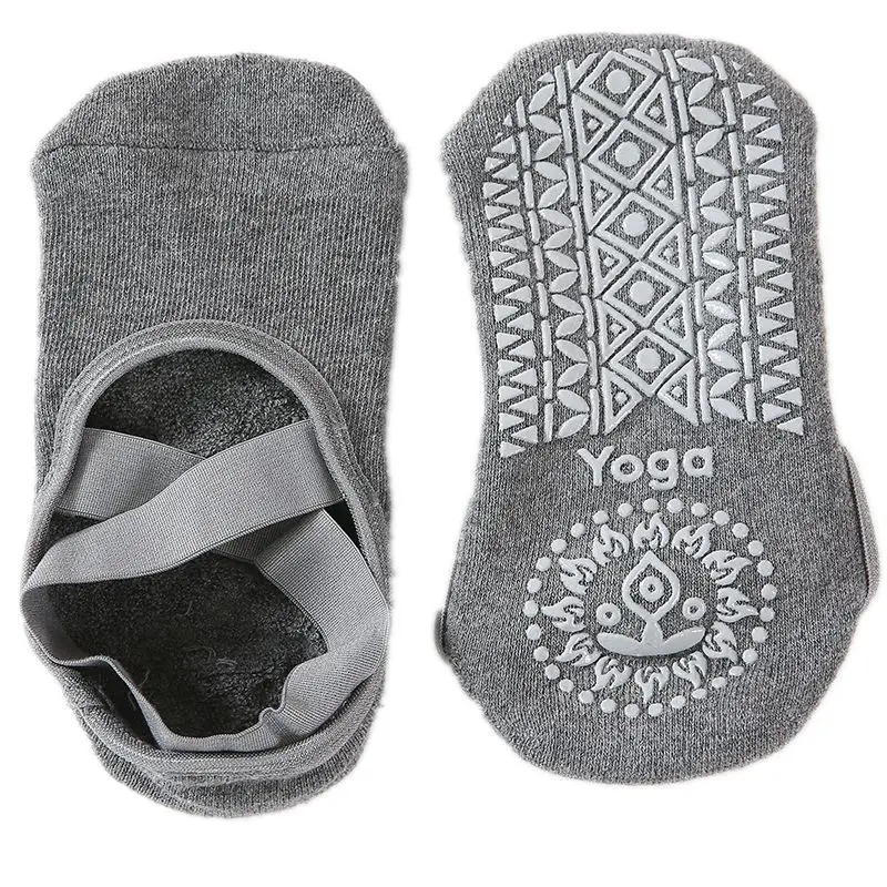 Wholesale cheap price Custom Logo Cotton Non Slip pairs Woman  Pilates Yoga Socks for Women