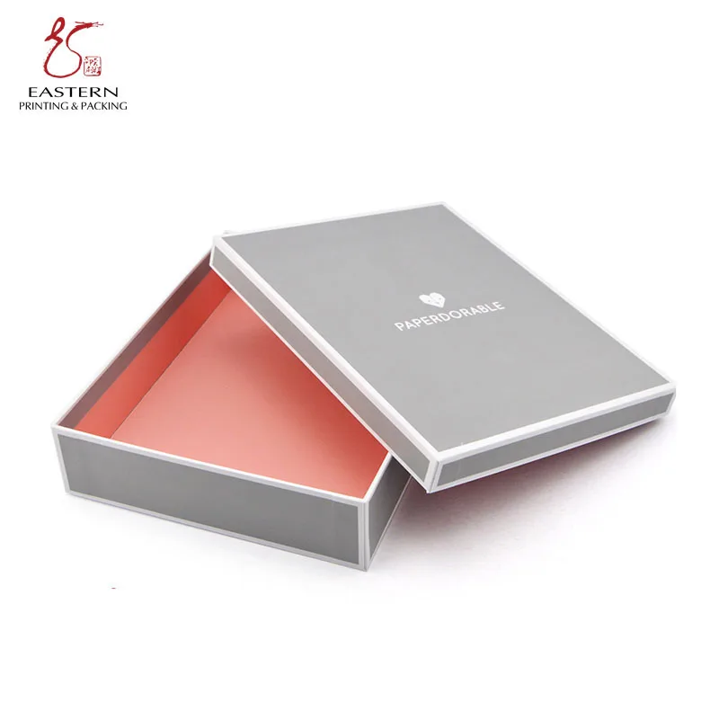 Custom Luxury rigid Gift Box with Lid for presents white cardboard paper t shirt packaging box
