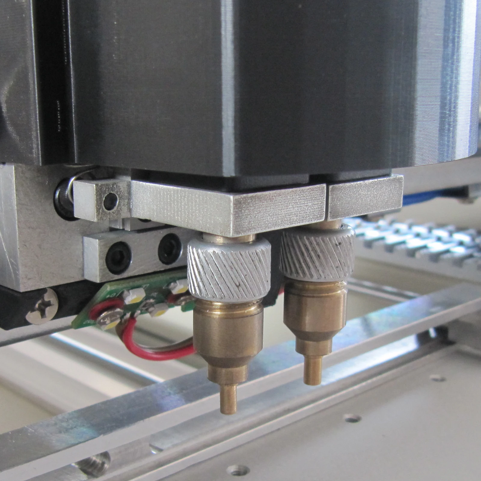 Semi or Full Automatic SMT product line With Camera /LED puhui MT-602L Desktop Pick And Place Machine chip mounter