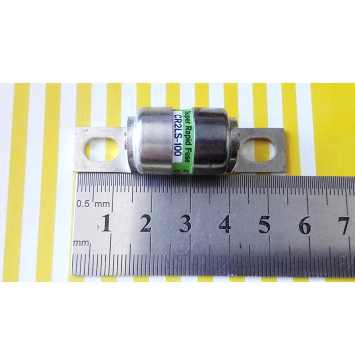 Супер быстрый предохранитель CR2LS-100G