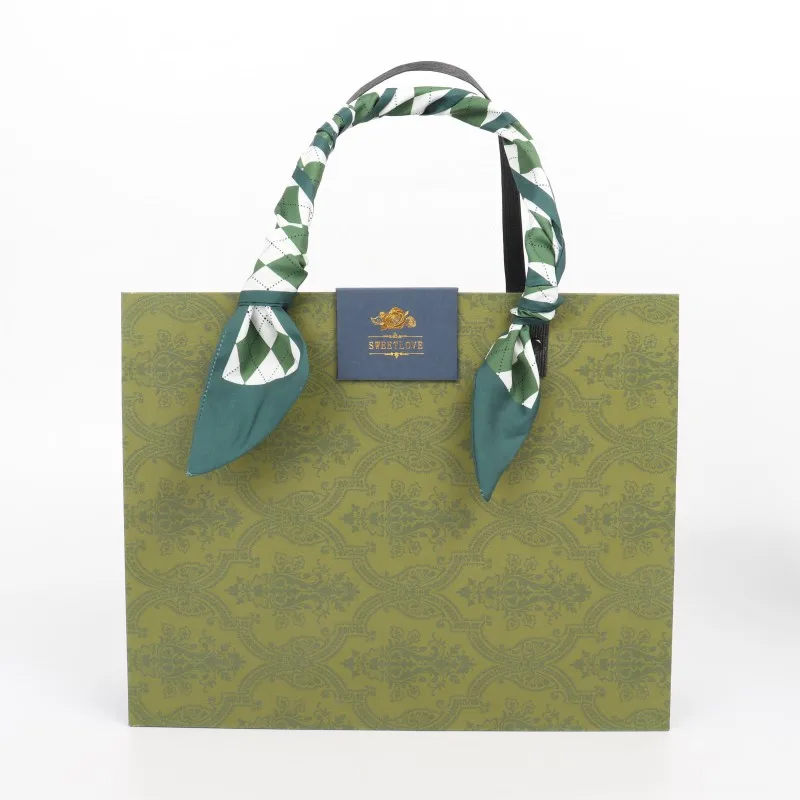 Custom Silk handle Large Rigid Cardboard Magnetic luxury clothing Gift box packaging custom box for dress