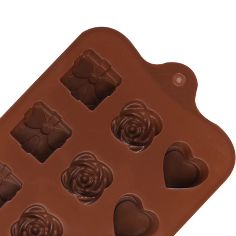 Factory direct price 15 cavities custom chocolate mold 3D heart flower and gift shape chocolate moulds heart for kids
