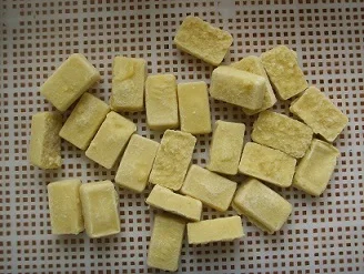 
Frozen Ginger Dice 