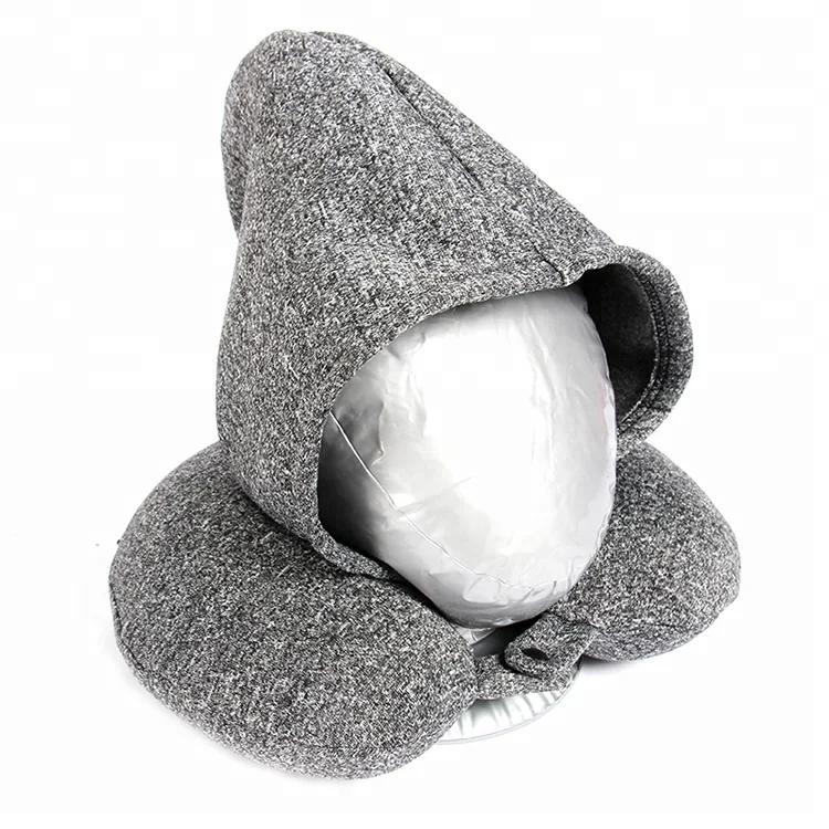 Надувная дорожная подушка с капюшоном