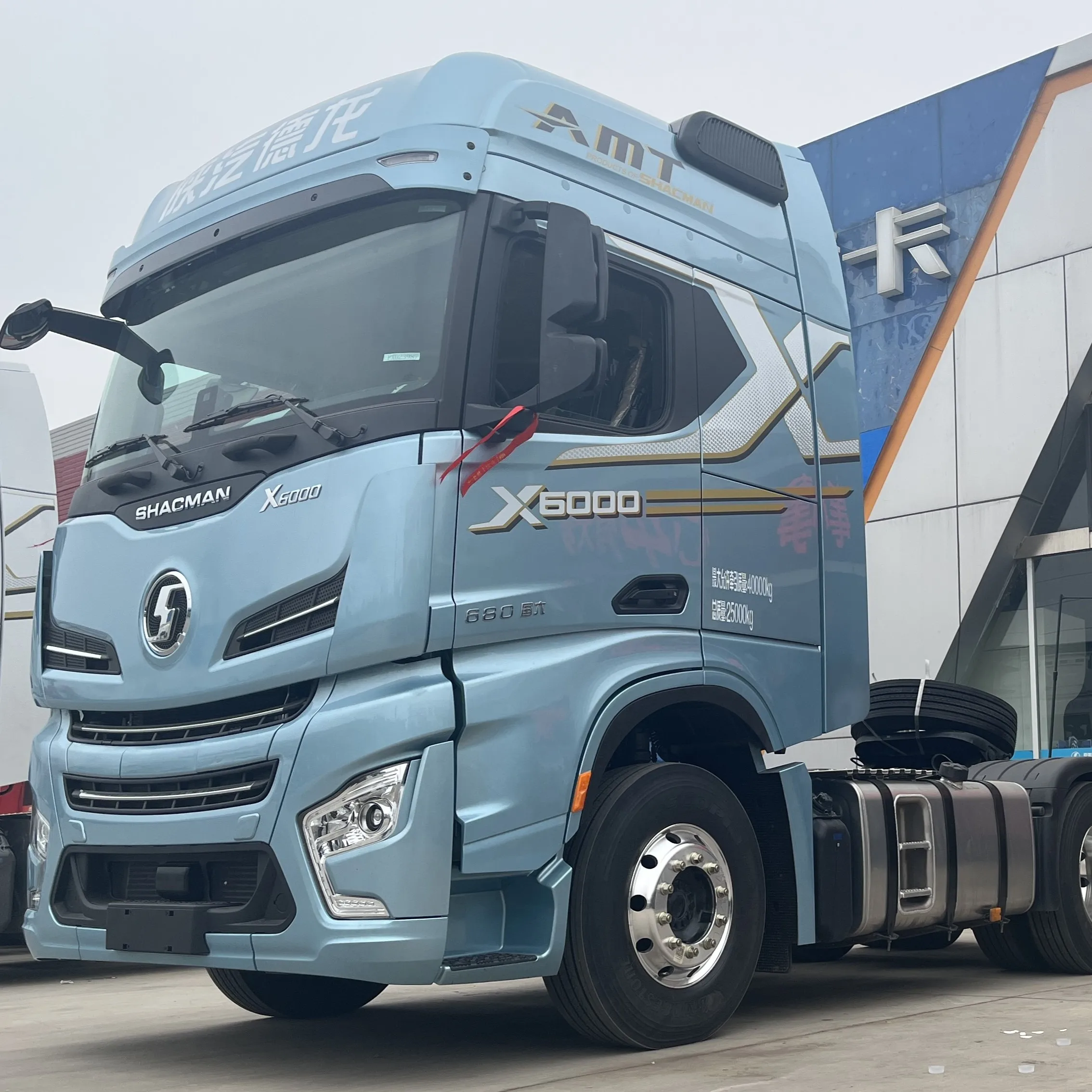 Новый бренд лидер продаж X6000 6x4 500 л.с. 8x4 680