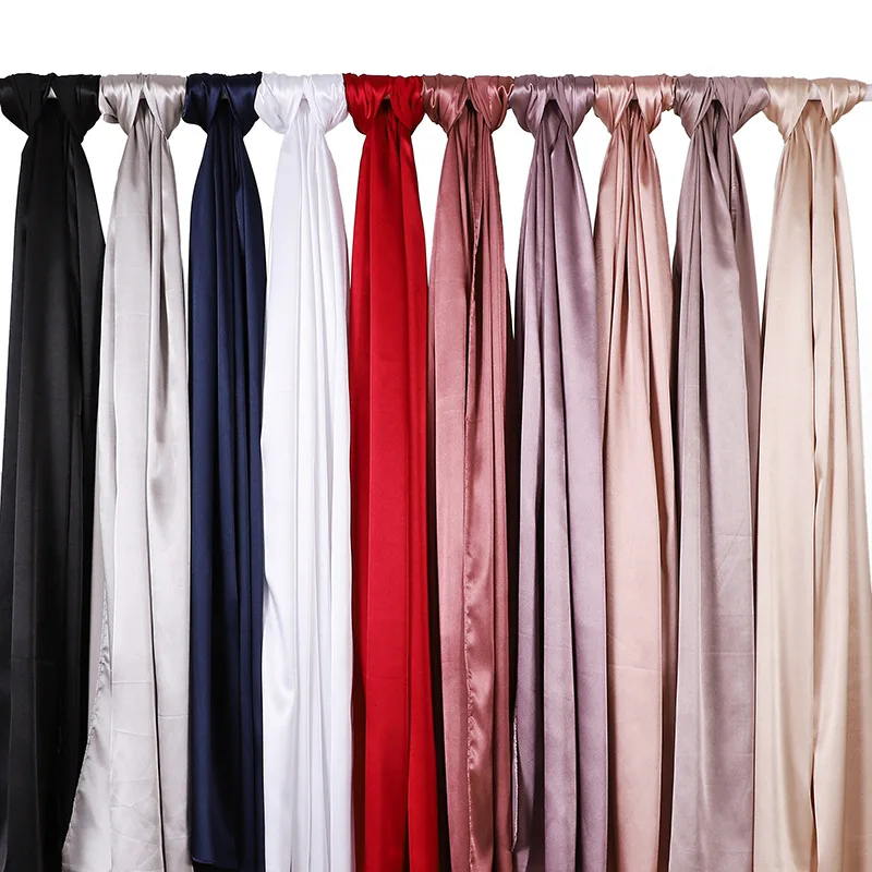 Wholesale High Quality Lightweight Malaysia Ladias Plain Color Satin Scarf Shawl Wrap Bawal Muna Muslim Women Silk Stain Hijabs