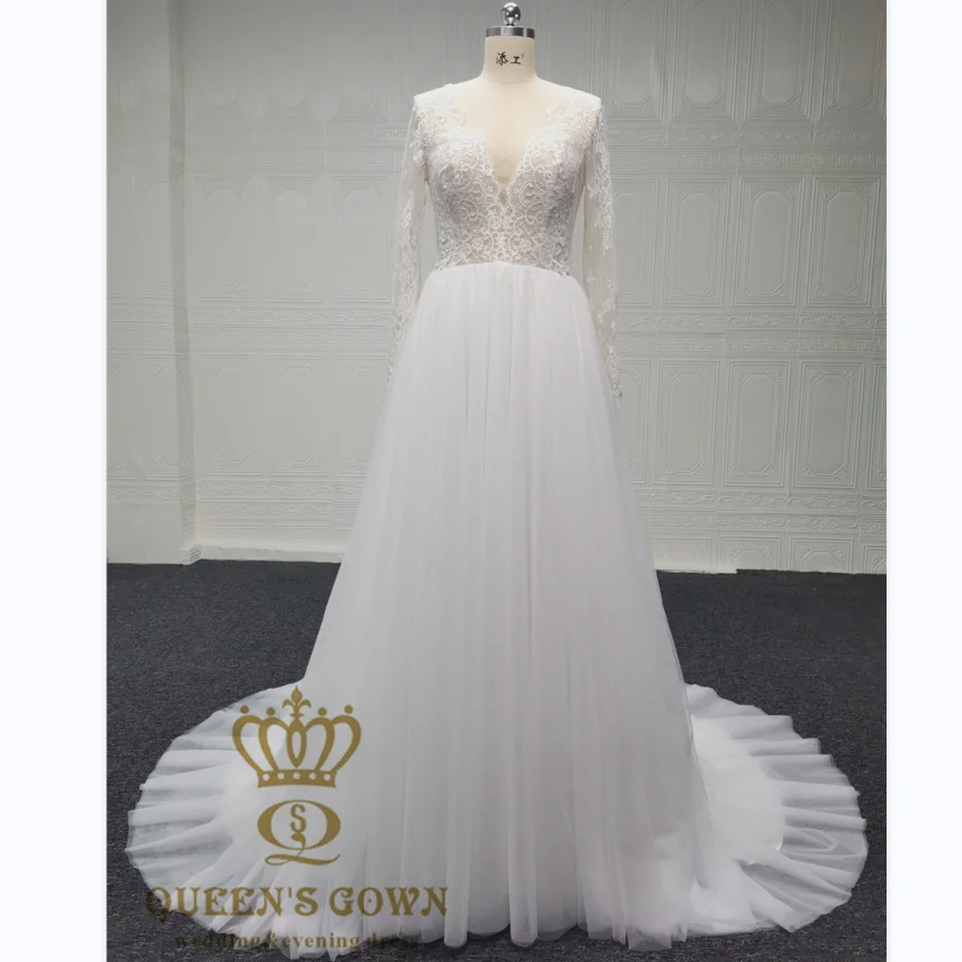 QUEENS GOWN tulle simple beach design Chantilly lace deep v neck long sleeve A-Line wedding dress