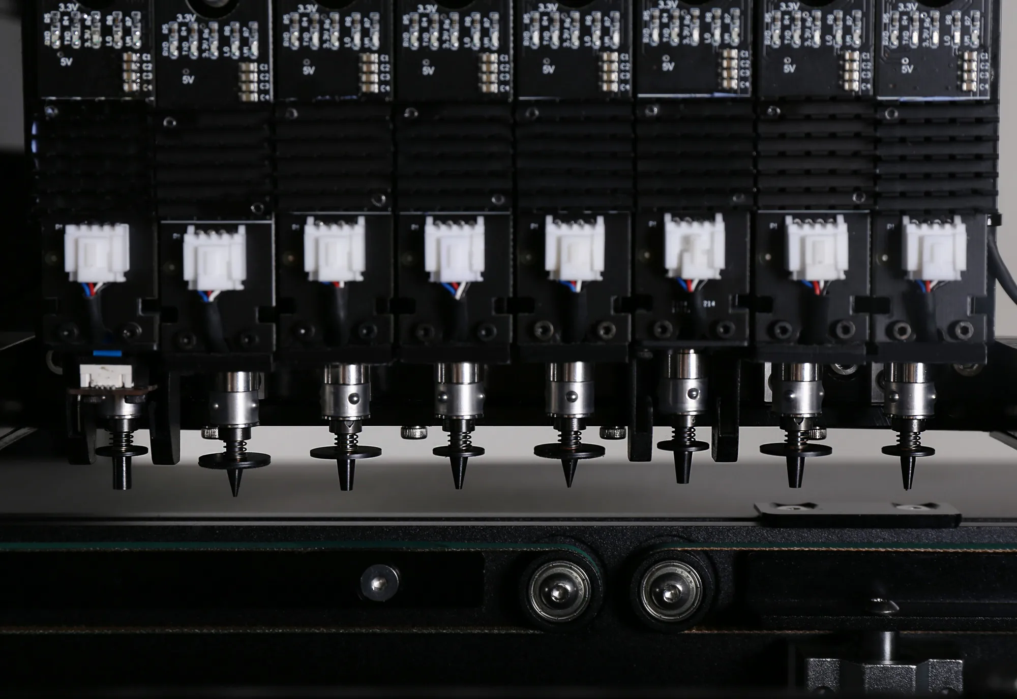 PCB Board With Three Stage Track Super Speed SMT Equipment Pick And Place SMT Pick And Place PCB Assembly Machine