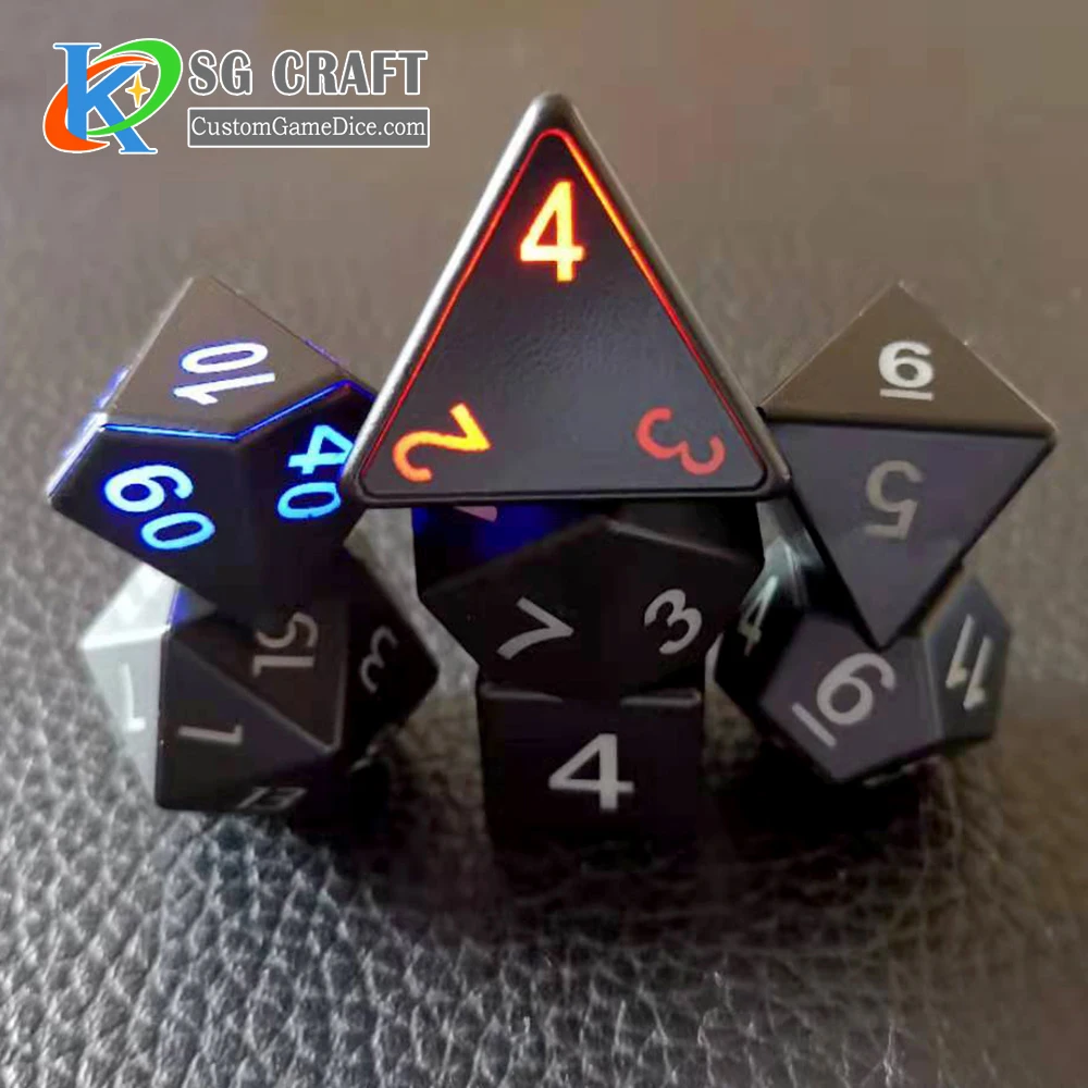 Оптовая продажа настольная игра DND многогранная 7 шт. в наборе игральные кости для Хэллоуина светодиодные светящиеся