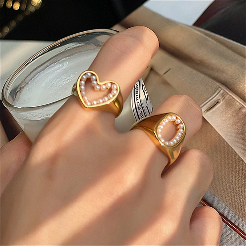 Aimgal Jewelry French retro hollow pearl opening ring love index finger ring female