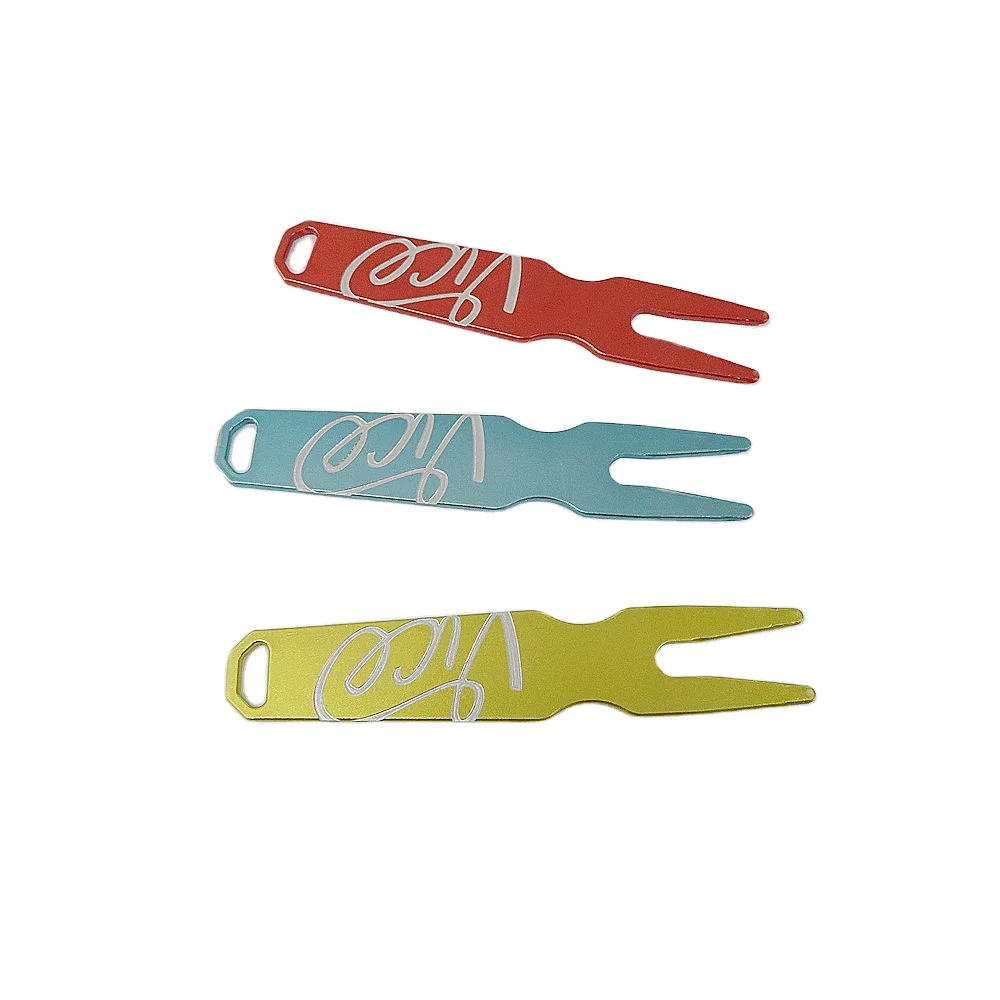 Logo customized free design metal fabrication food grade colorful pvd vacuum coating stainless steel fruit fork