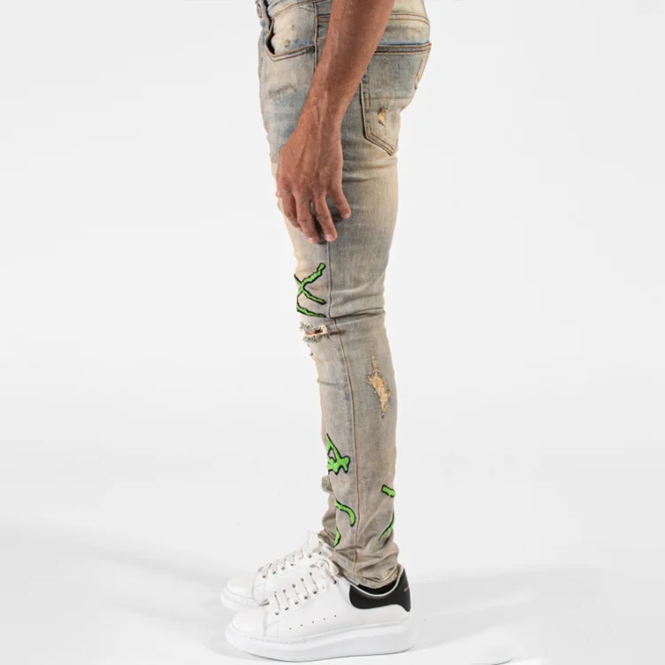 Customized 3D Distressed Embroidered Snake Ripped Denim Jean For Men