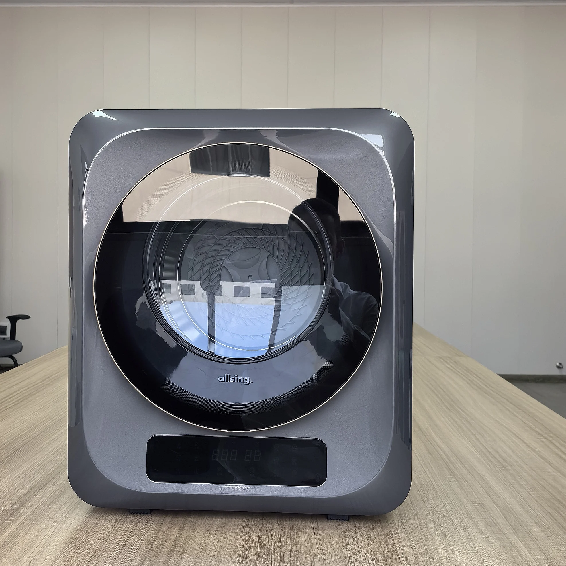 2024 New Arrival Mini Automatic Electric Portable Clothes Dryer Int