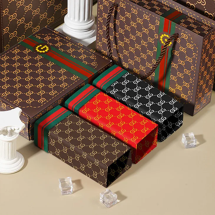 Factory Price   Underwear Skin-Friendly Quick Dry Ice Silk Designed Adult Male Boxer For Men With Gift Box