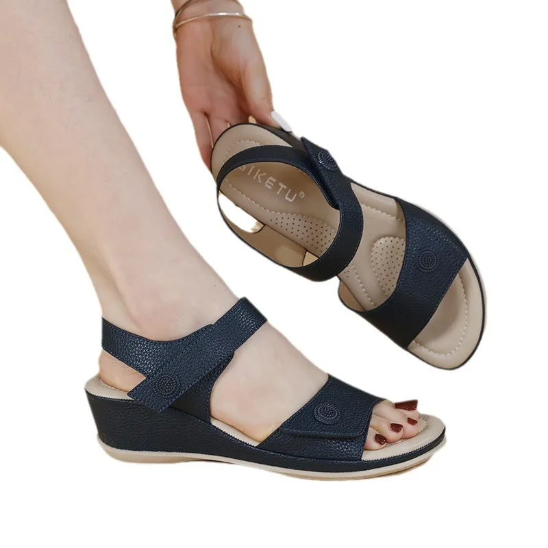 2024 Summer New Soft Breathable Women Beach Sandals Comfortable Anti-Slip Outdoor Casual Wedge Sandals