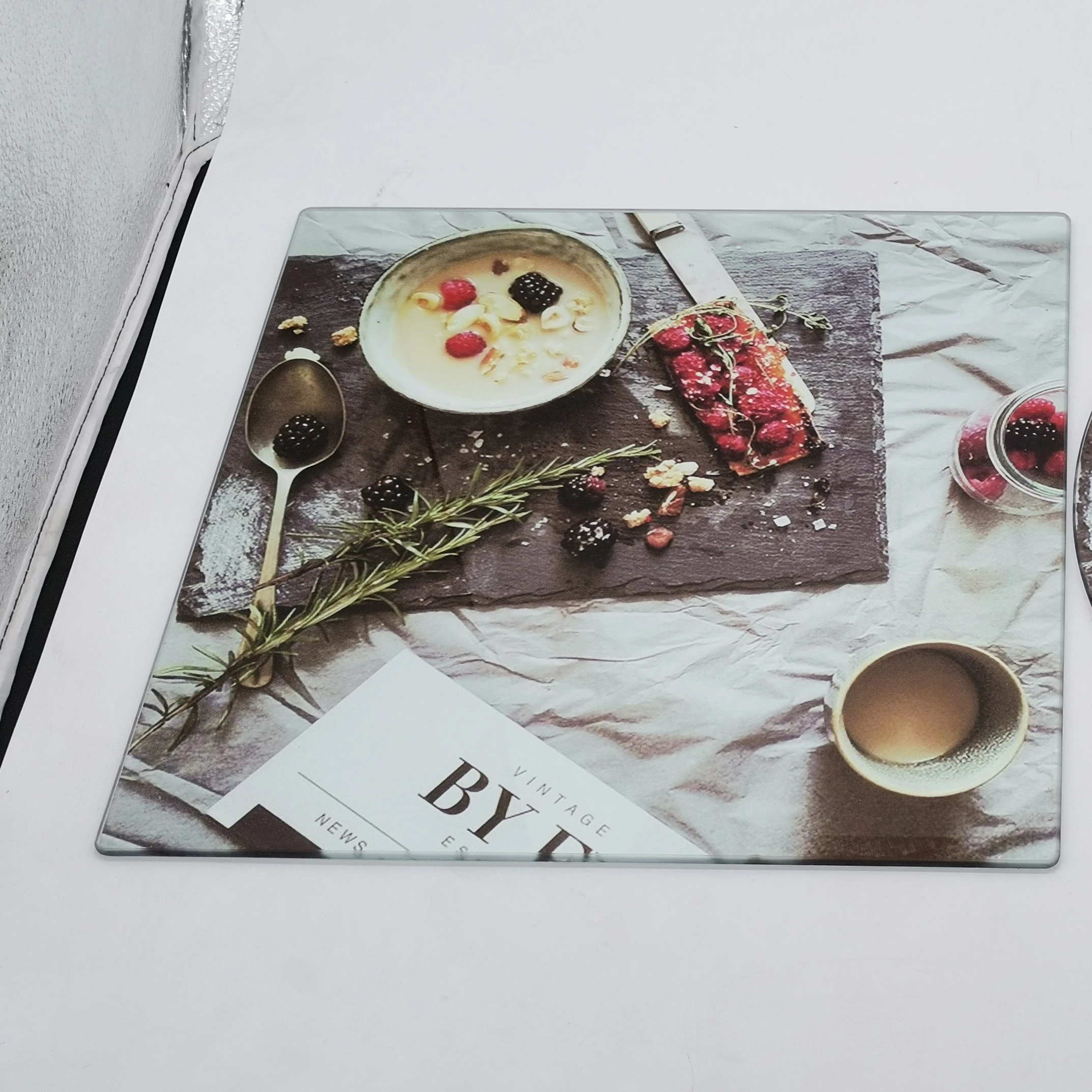 Environmental UV Screen Printing Or Paper Decal Glass Chopping Board Glass Cutting Board