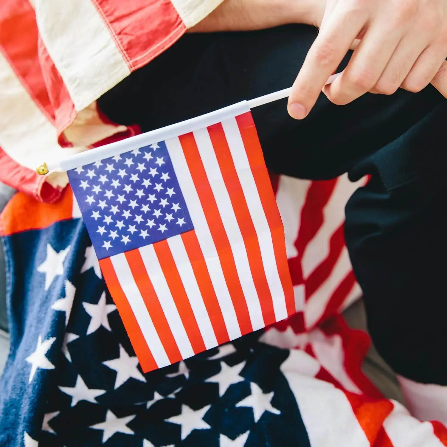 Promotional Custom Large American 3x5ft Embroidered America Car Cover Mini Hand Waving Flag Custom Desk Flag Cap America Flag