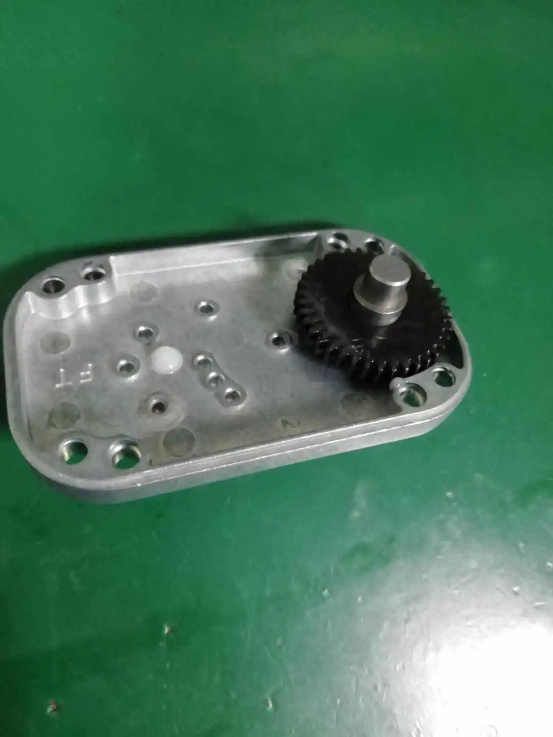 
12V DC Cigarette Rolling Machine Gear Motor 