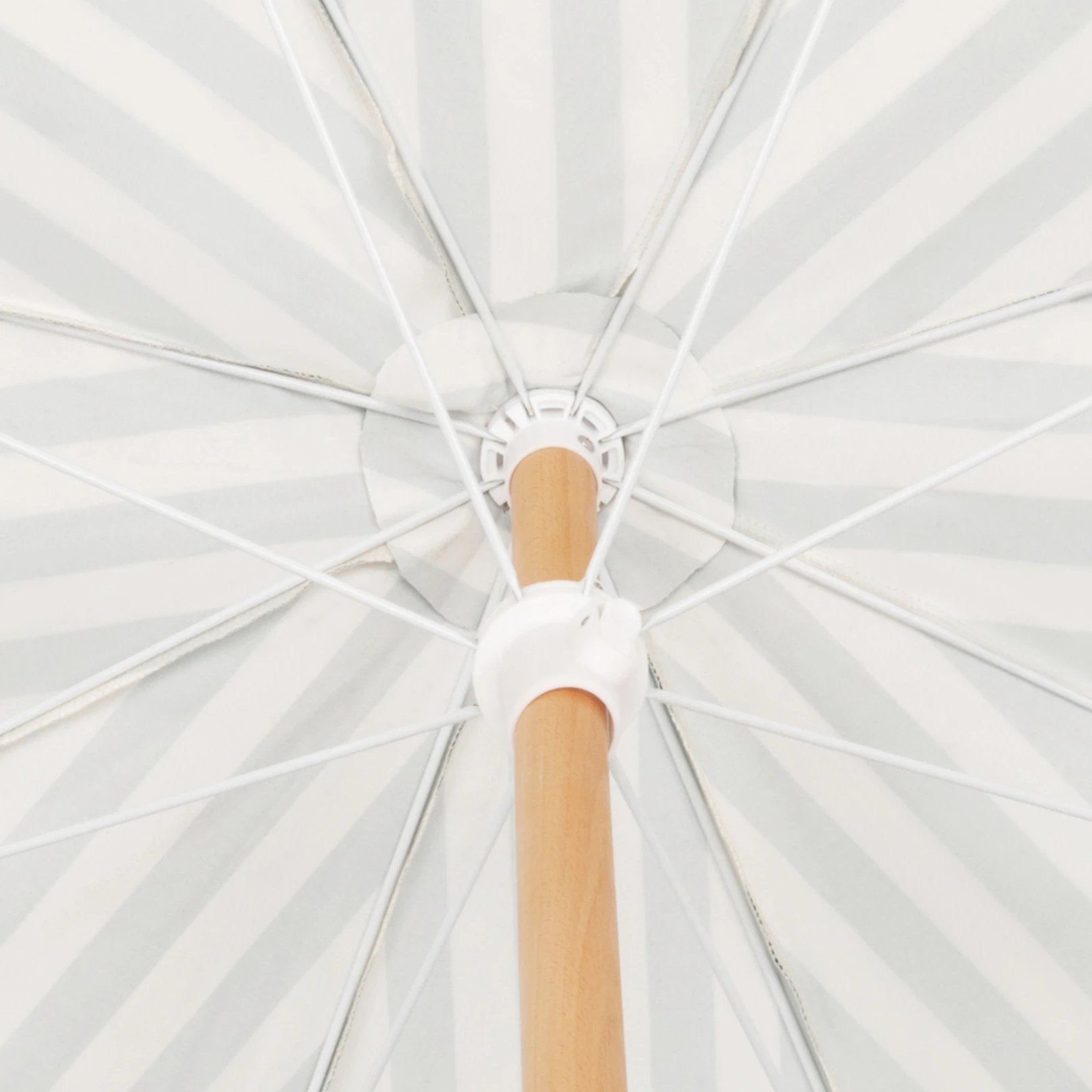 Custom 6ft 6.5ft Summer Essentials Green Striped Outdoor Big Parasol Cotton Fringed Canvas Beach Umbrella with Sand Anchor