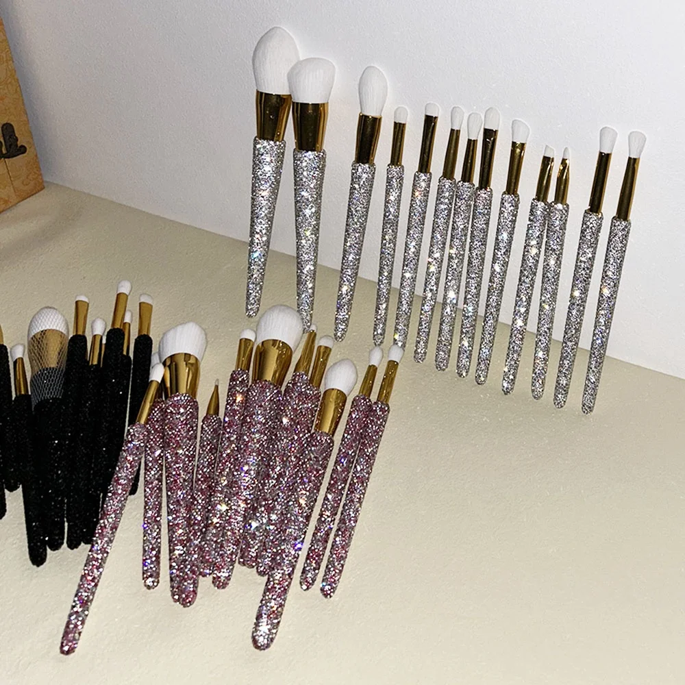 13pcs Glitter bling Makeup Brushes Set Silver Sparkling crystal Halloween Low Moq Make up Brush Set Wholesale Custom Logo Tools