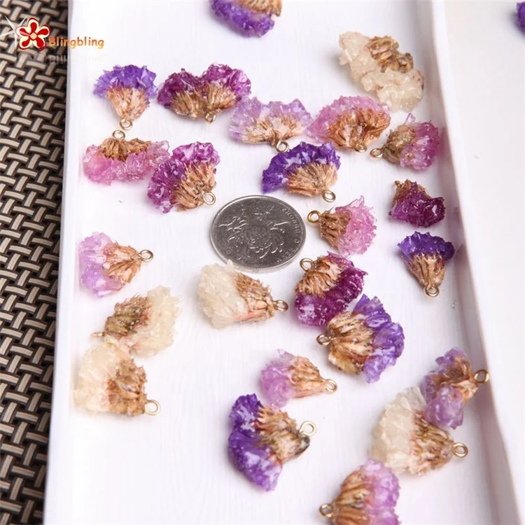 Professional Manufacturer Flower Jewelry Chinese forget me not resin flower charms Necklaces Pendant