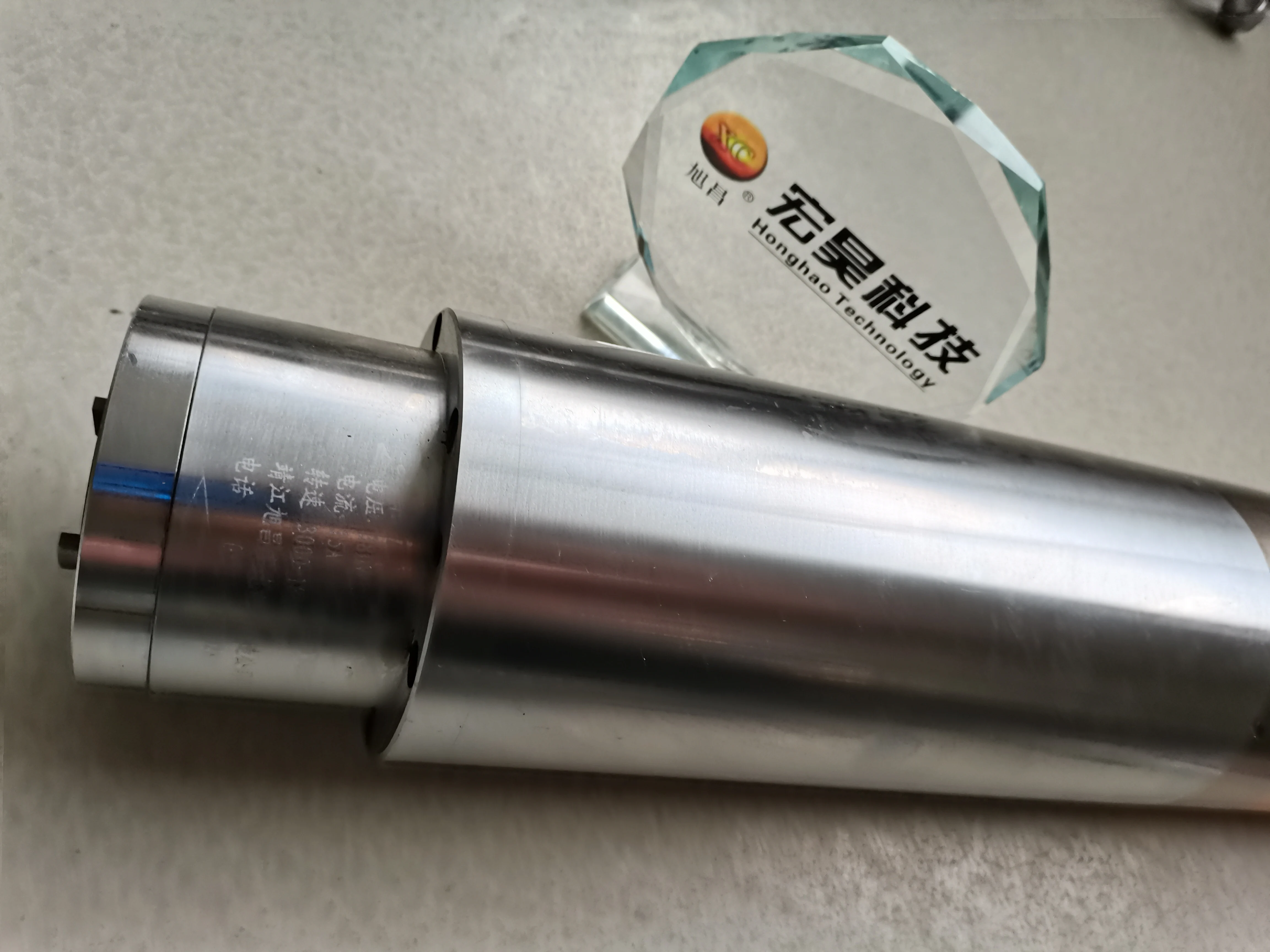 Honghao ZHD125E OD120mm/125mm 7.5KW 18000rpm bt30/iso30 high speed spindle motor water cooling spindle