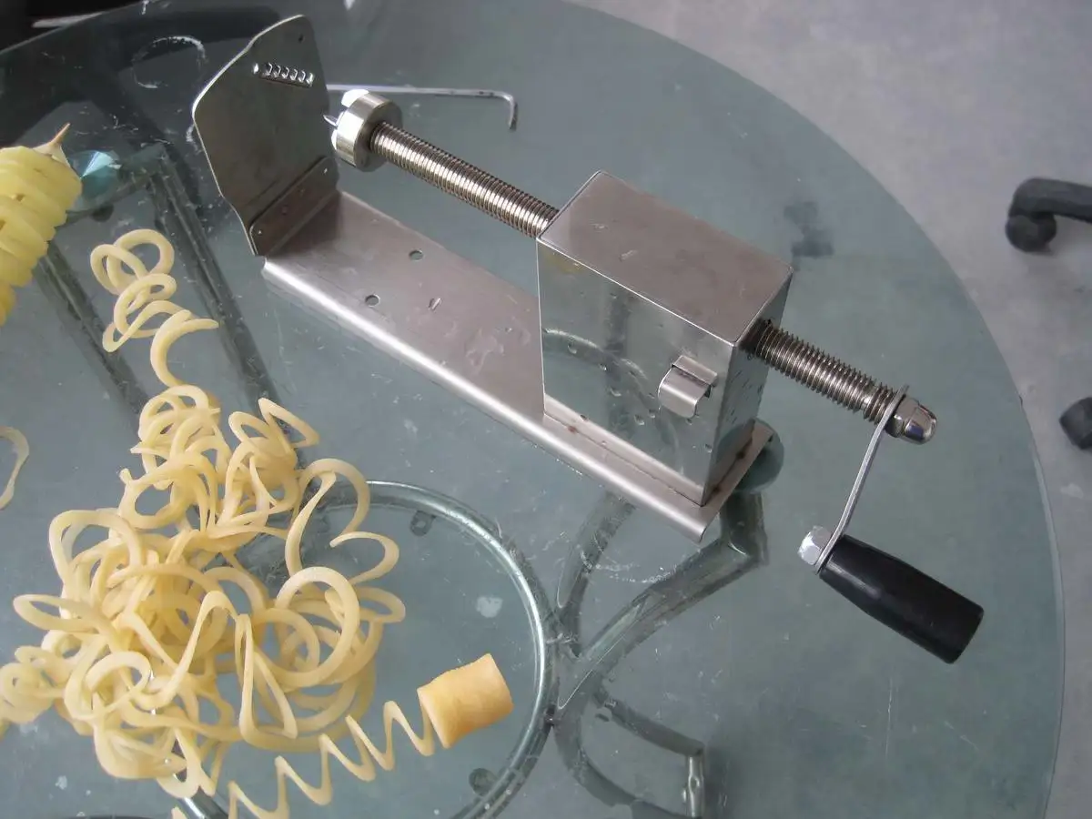 potato spring cutter spiral cutter potato automatic potato twister machine for sale