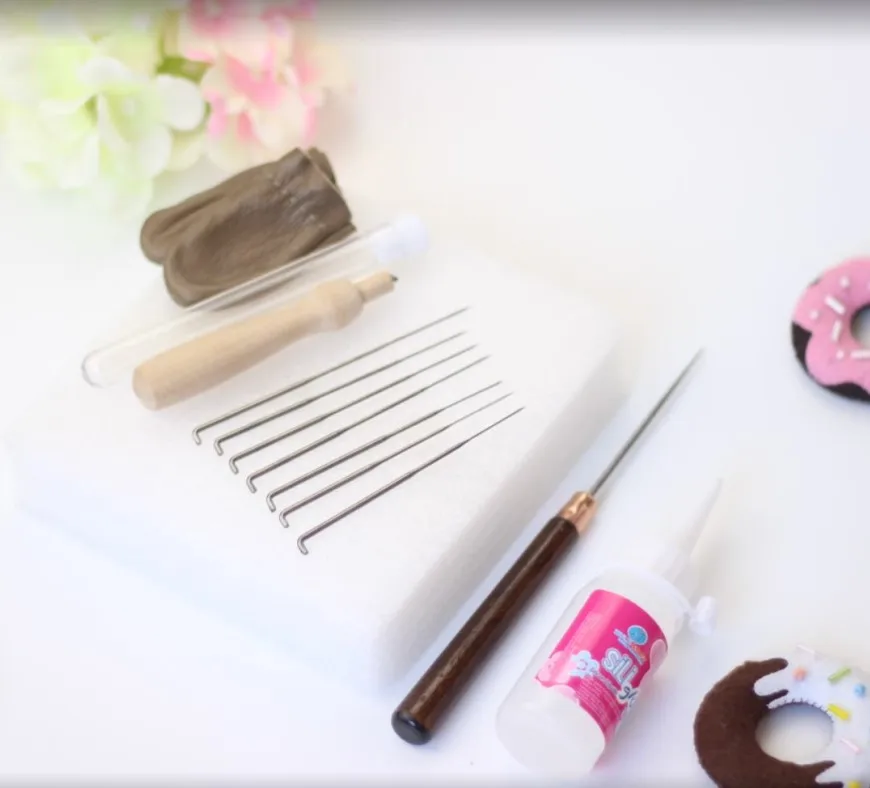 Felting Needle Wool Felt Handmade Tools Poke Punch with Wood Holder Needles Handle for Knitting Sewing Kit