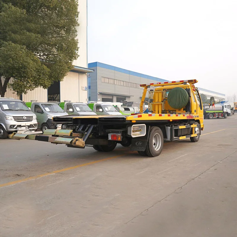 1SUZU ELF 4x2 Flatbed Towing Truck Platform Wrecker Road Rescue Tow Truck