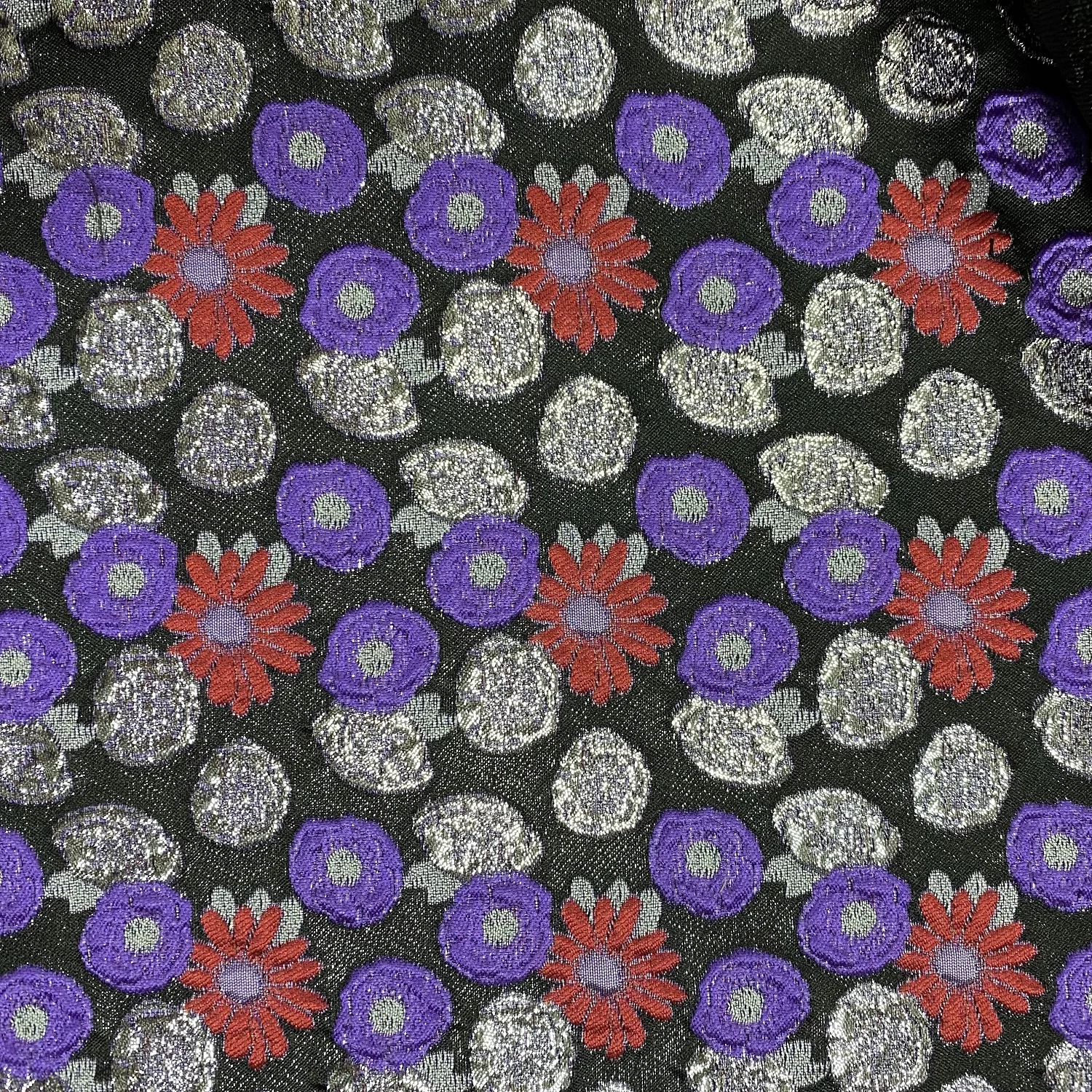 METALLIC BROCADE JACQUARD FABRIC WITH FLOWER DESIGN FOR ELEGANT DRESS
