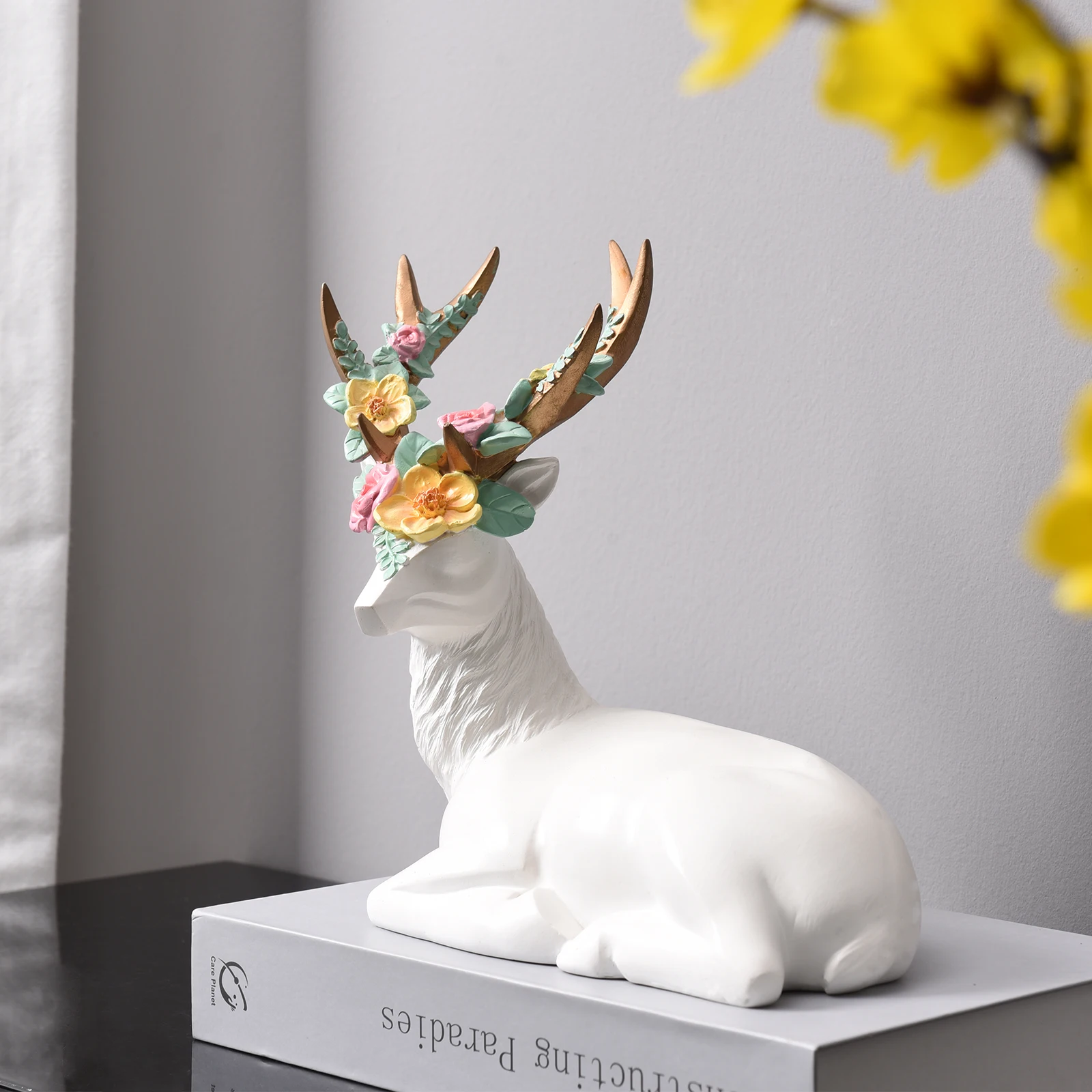 Creative living room TV cabinet home decorations animal deer sculpture resin crafts statue elk ornaments